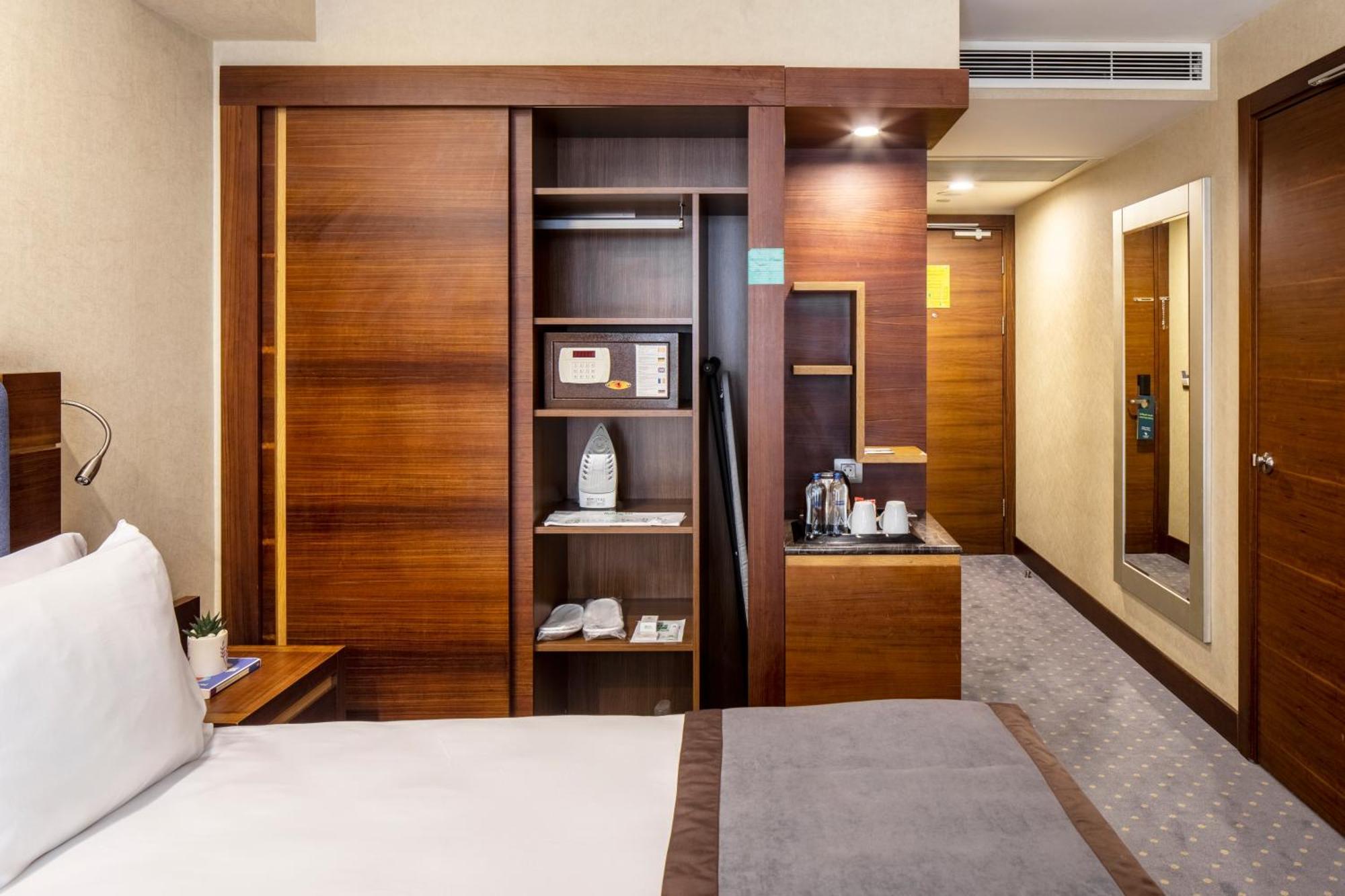 Holiday Inn Sisli By Ihg Istanbul Luaran gambar