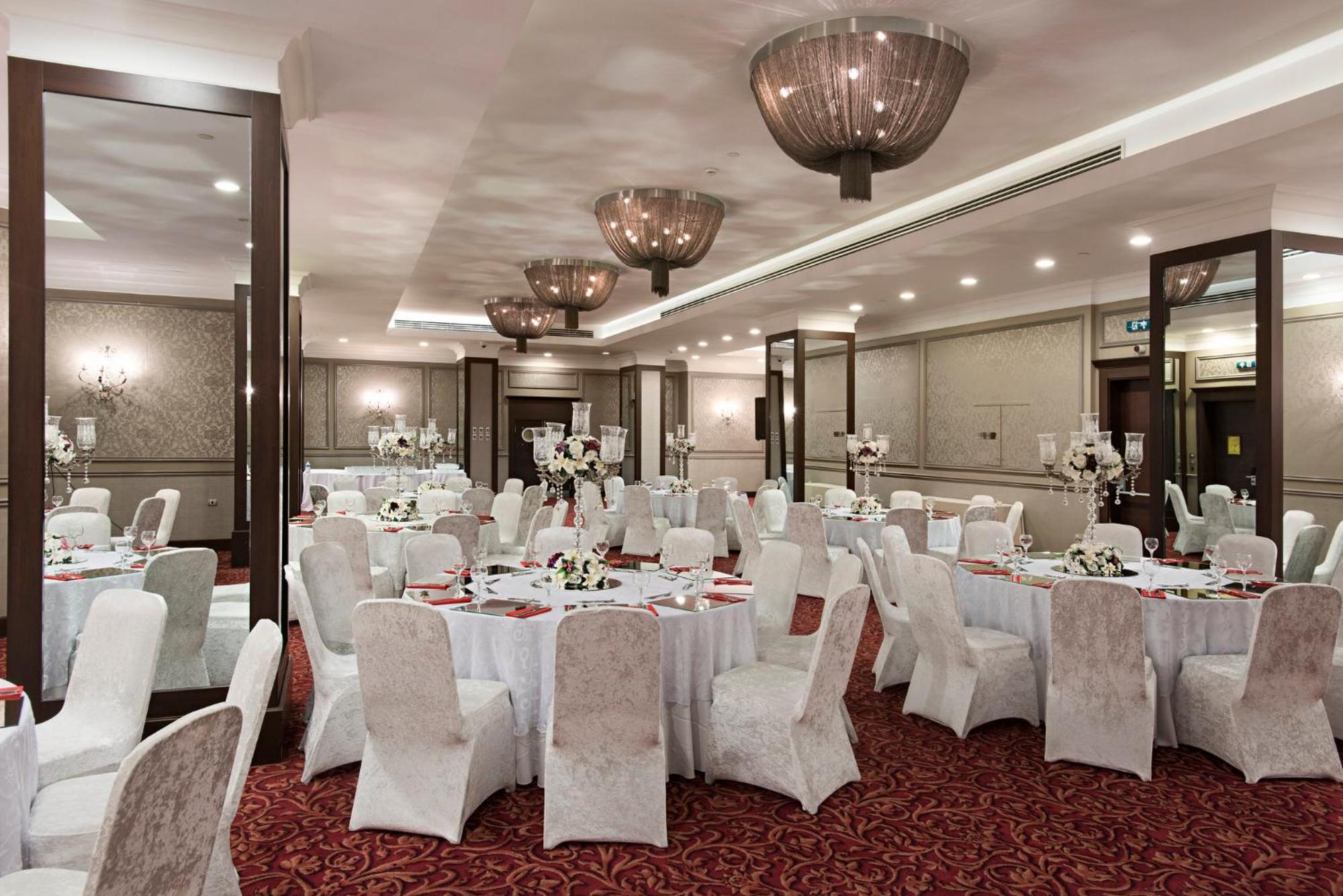 Holiday Inn Sisli By Ihg Istanbul Luaran gambar